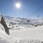 Pierre & Le Tikal Val Thorens