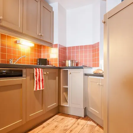 Pierre & Le Tikal 3*