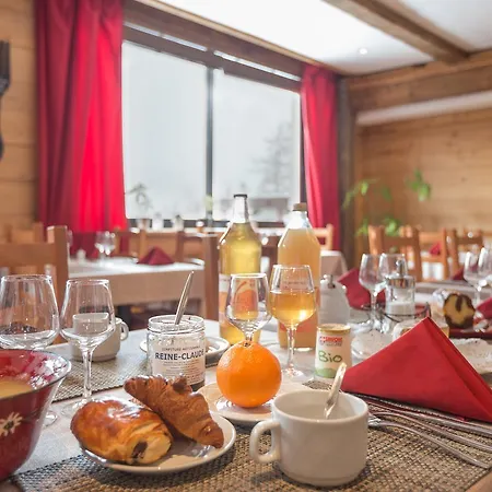 Pierre & Le Tikal Apart Otel Val Thorens