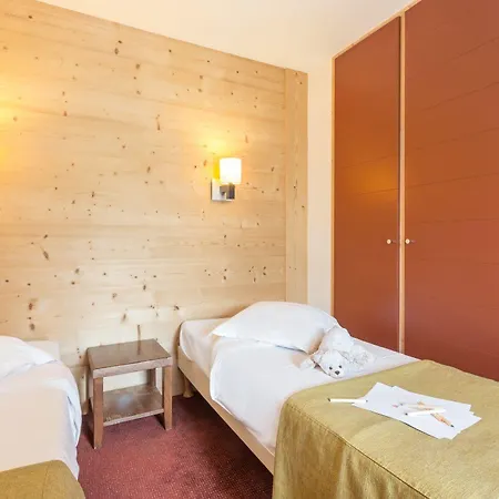 Pierre & Le Tikal Aparthotel