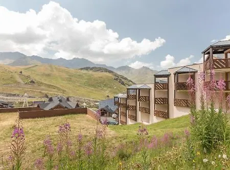 Pierre & Le Tikal Aparthotel 3*