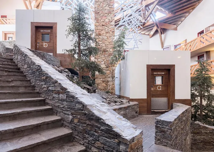 Pierre & Le Tikal 3*